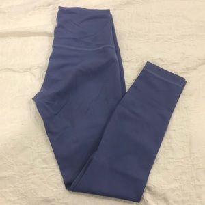 Lululemon Wunder Under Train 25” size 6